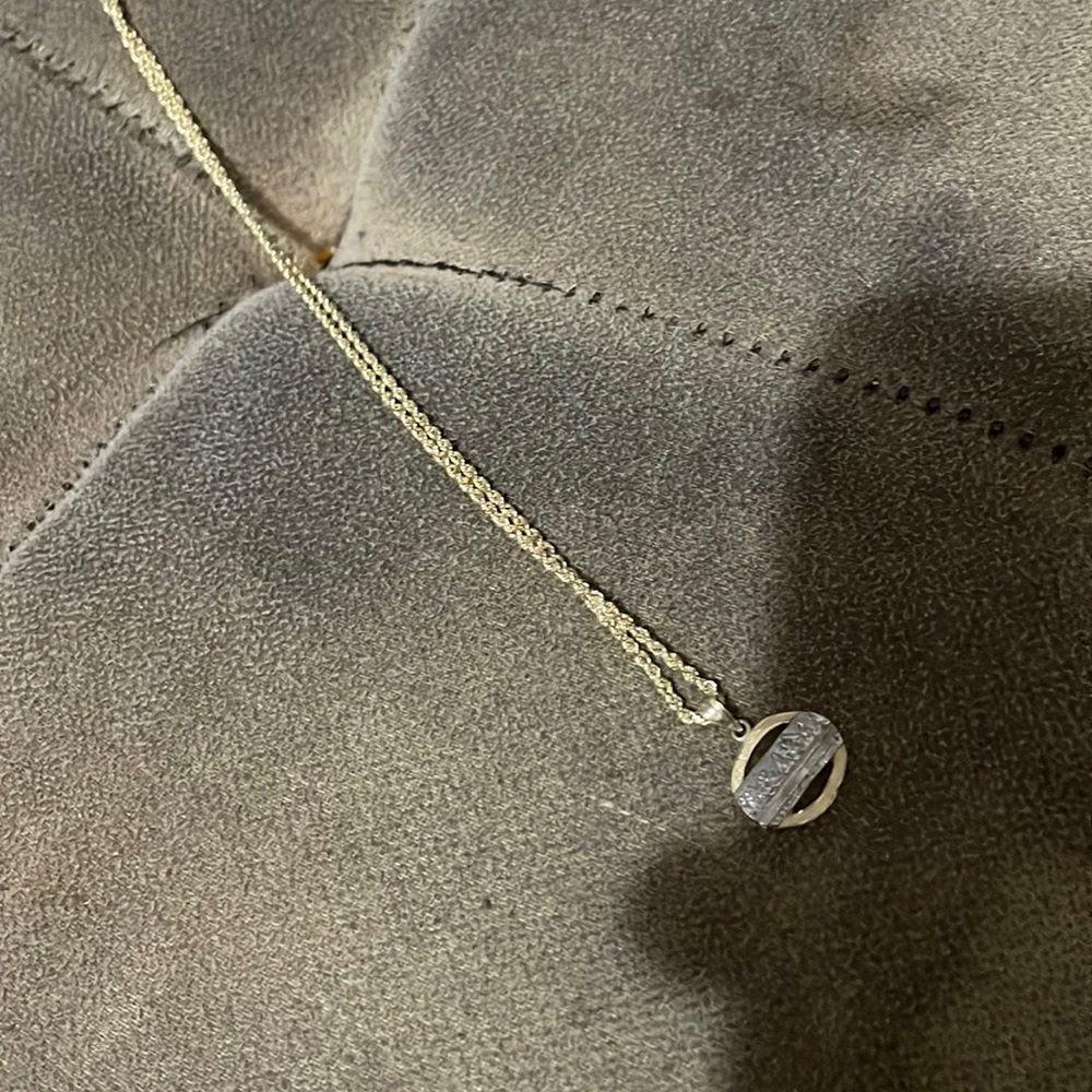 Selling a Jesus chain for $40